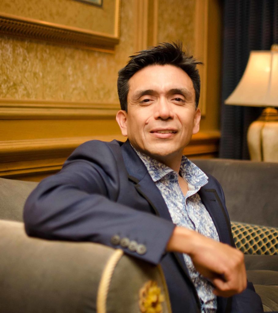 Tony Diaz headshot